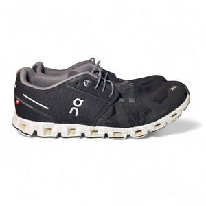 On-running Women's Black and Grey Trainers
